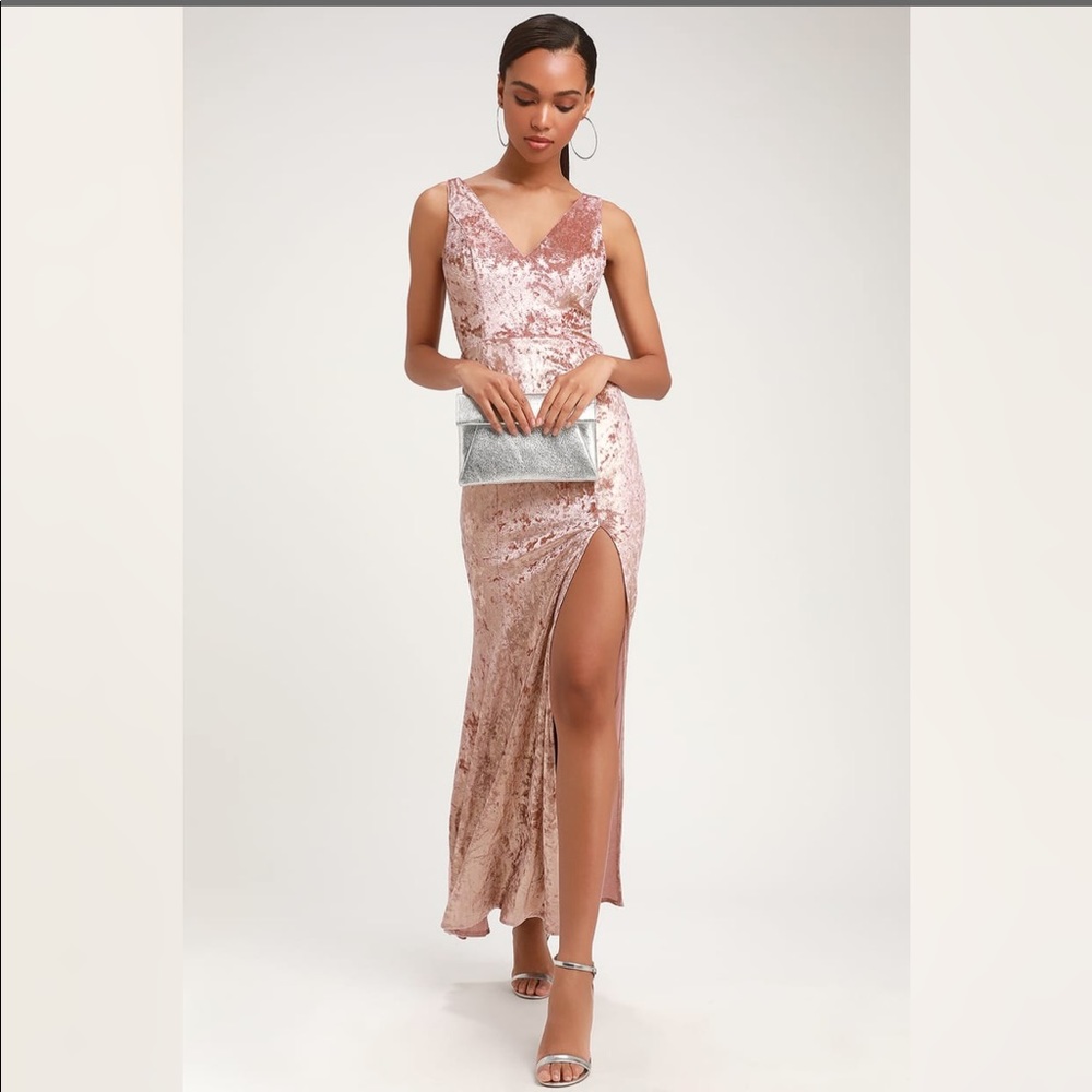 NWOT LULU’S  Mauve Velvet Sleeveless Maxi Dress